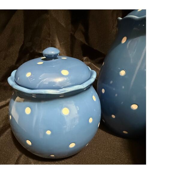 TEMP-TATIONS by TARA STONEWARE CANISTERS- Polka Dots - 1.3qt, 1.7qt & 2qt - Picture 9 of 12